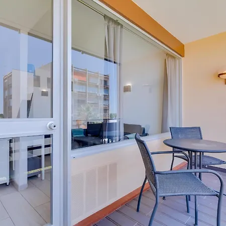 T1 Edificio Loule - Centro De *