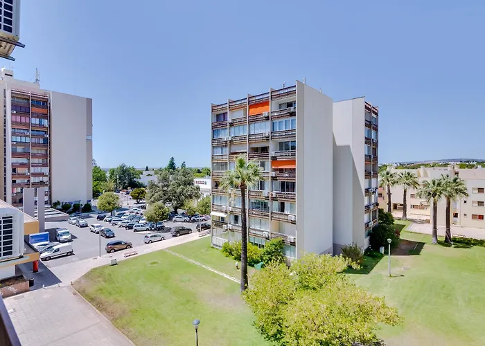 T1 Edificio Loule - Centro De *