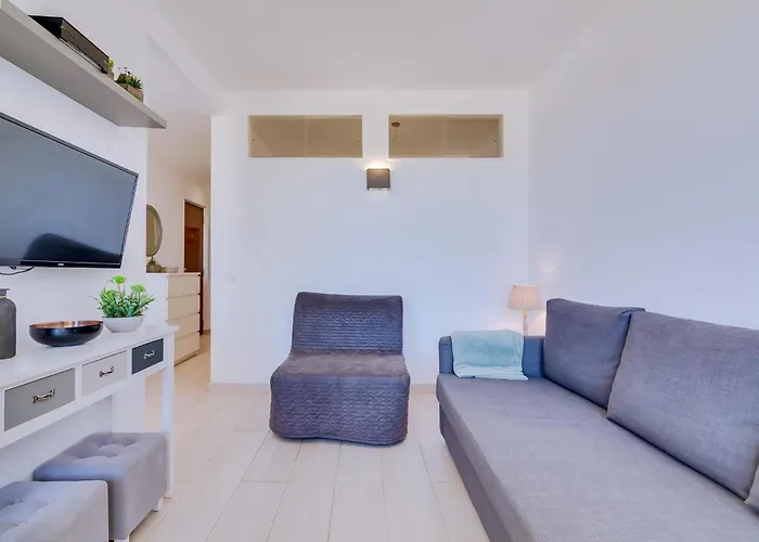 T1 Edificio Loule - Centro De *